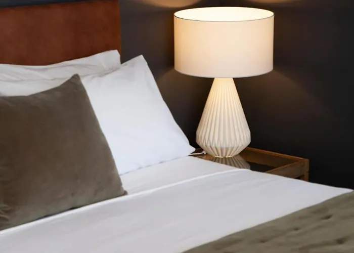 The Kings Domain, Duchess - Luxurious Townhouse In The Cbd!
